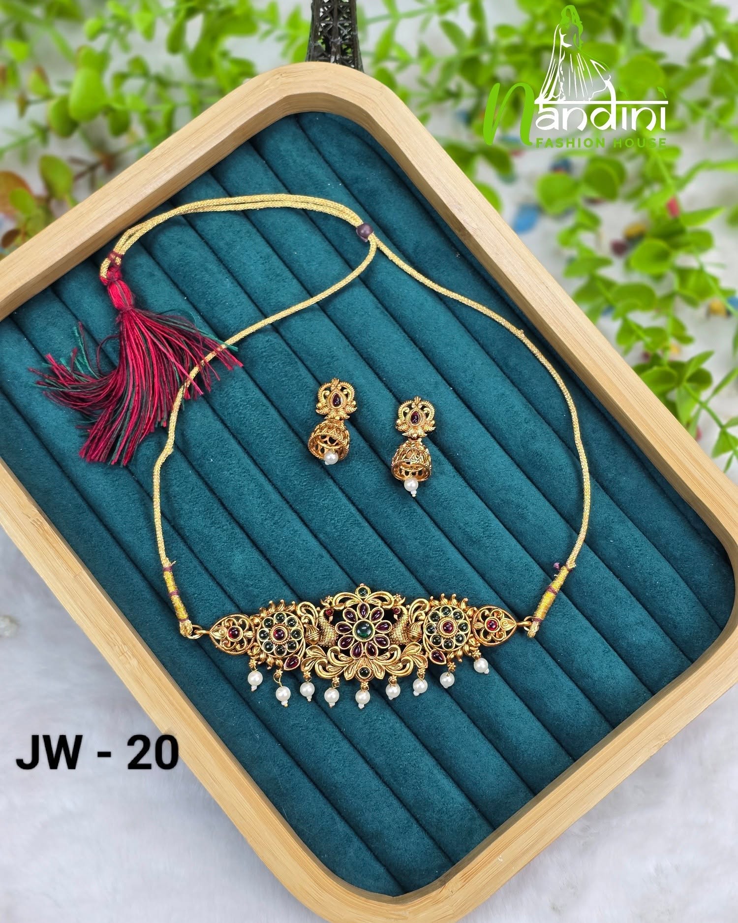 Choker Necklace Set
